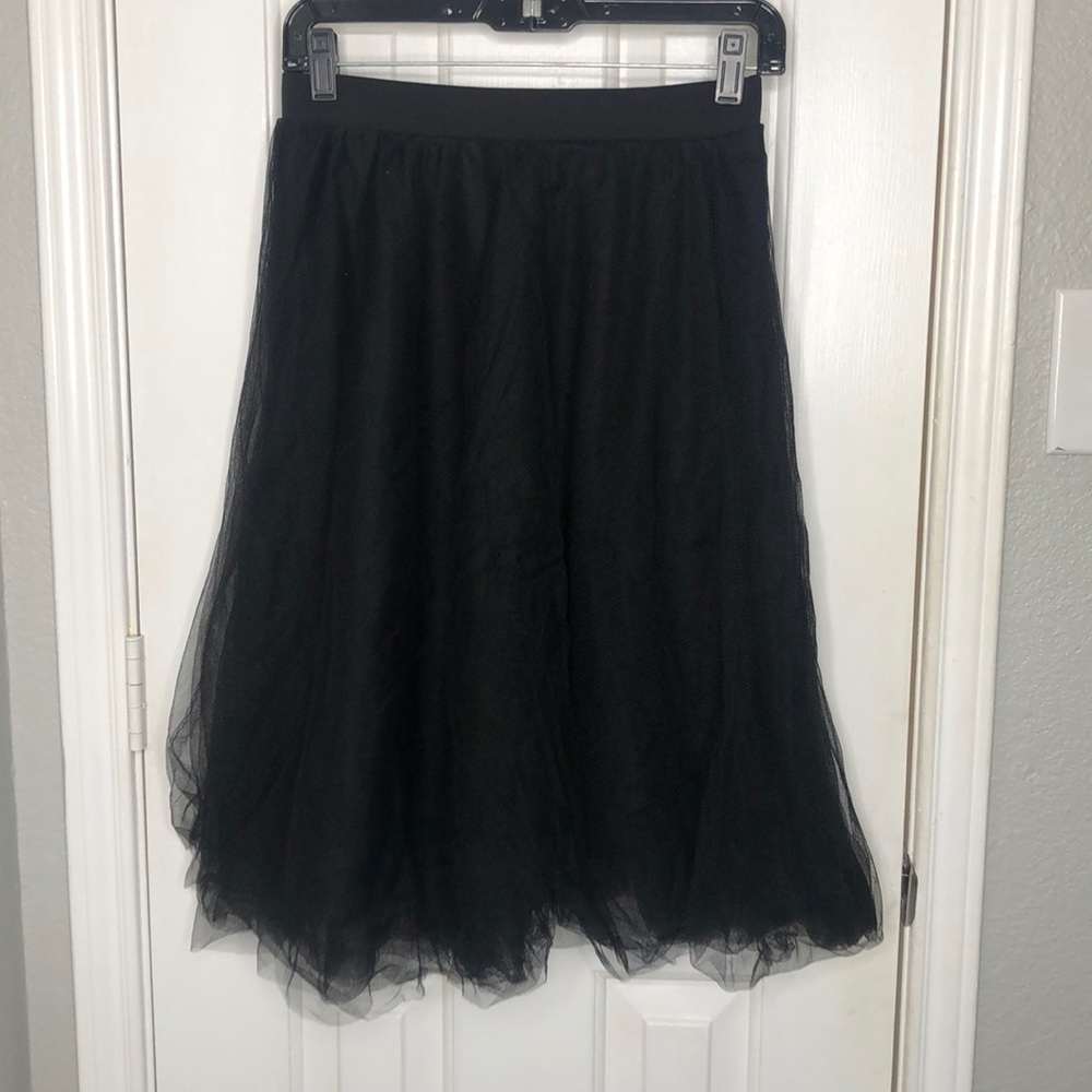 Black skirt